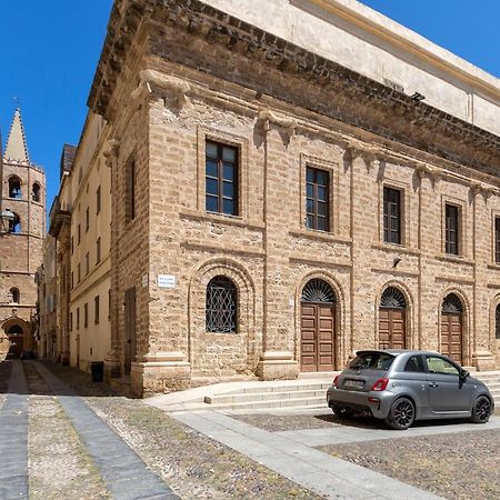 Appartamento La finestra sul teatro Alghero Esterno foto